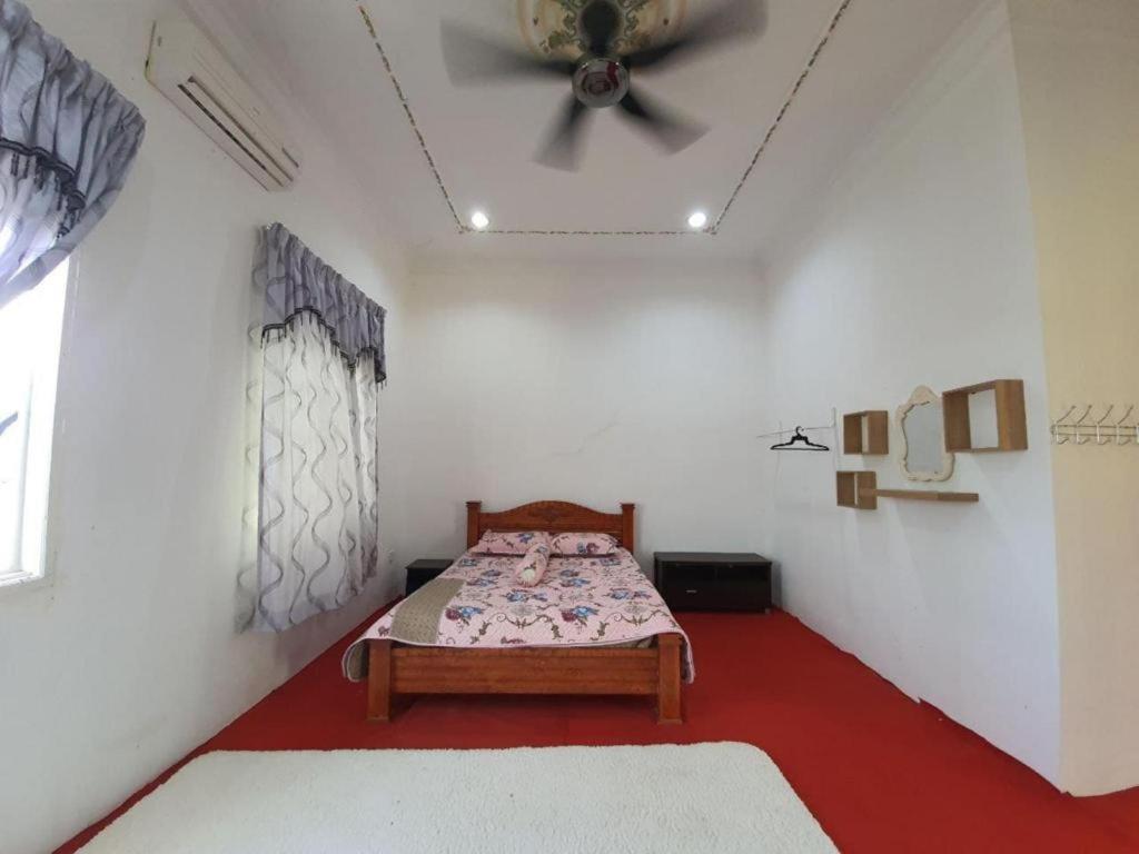 Oyo 90404 Hotel Z Dirgahayu 313 Pasir Mas Zewnętrze zdjęcie