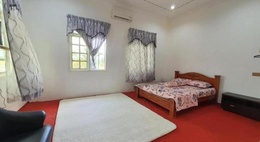 Oyo 90404 Hotel Z Dirgahayu 313 Pasir Mas Zewnętrze zdjęcie